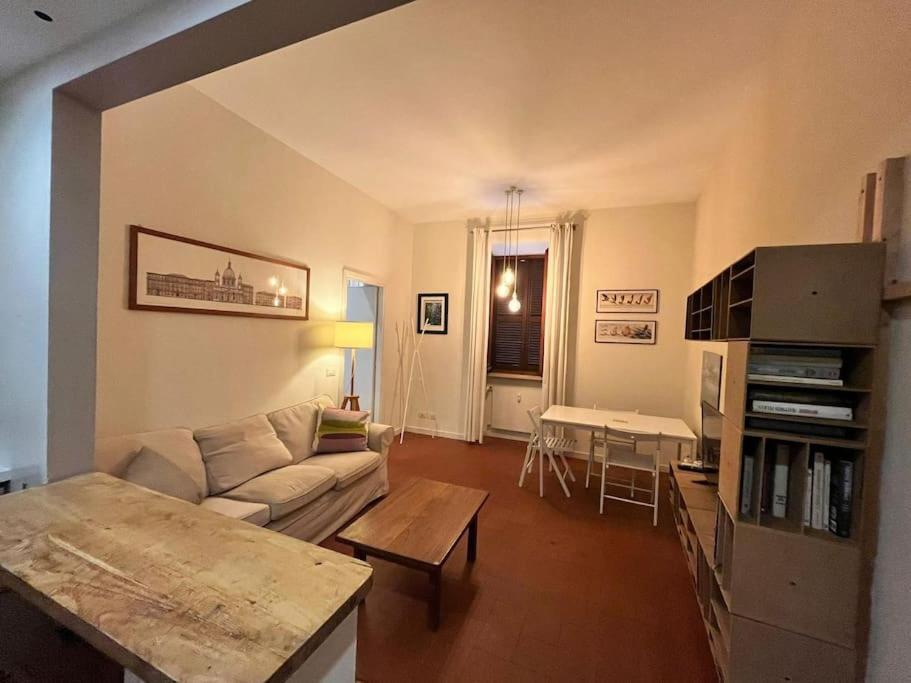 Colosseum Apartment - Your Cozy Roman Escape Exterior foto