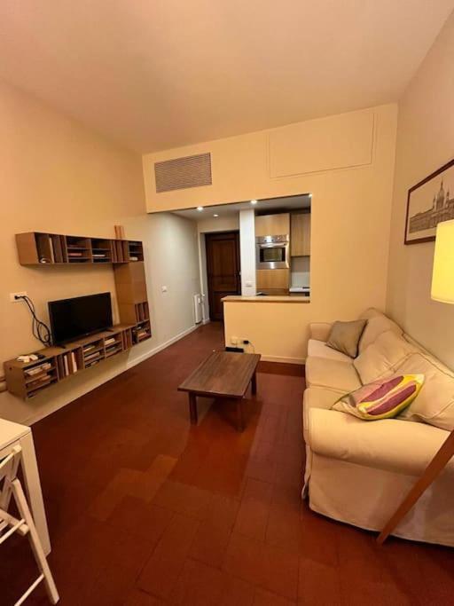 Colosseum Apartment - Your Cozy Roman Escape Exterior foto